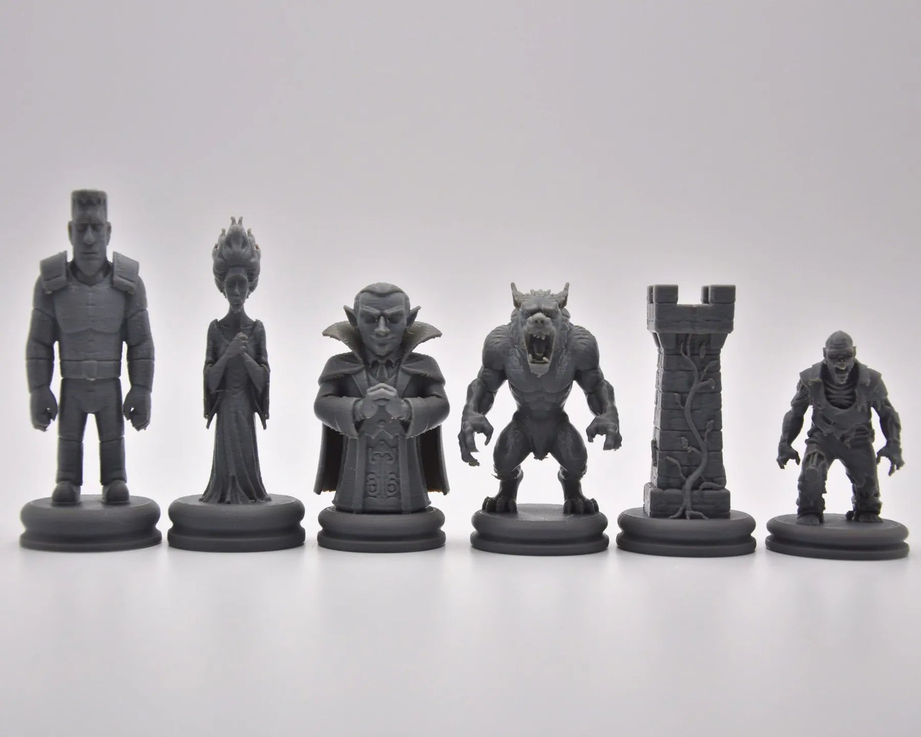 Canavar Temalı Satranç Taşları