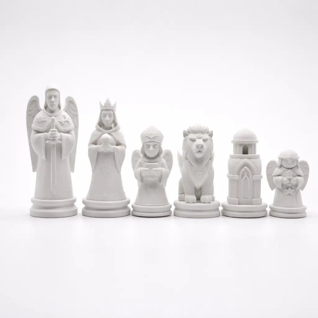 Peri Temalı Satranç Taşları